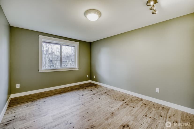 Property photo for 3402 I Street NE #H202, Auburn photo 9