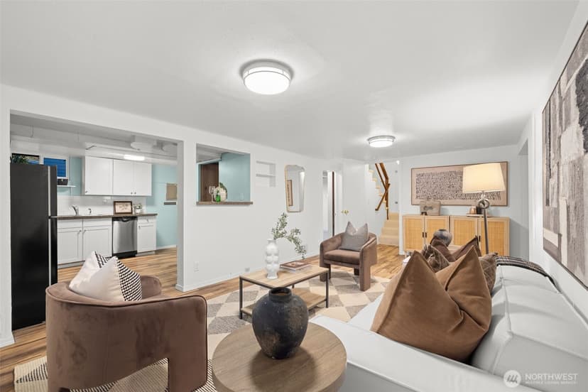 Property photo for 368 NW 48th Street, Seattle photo 14