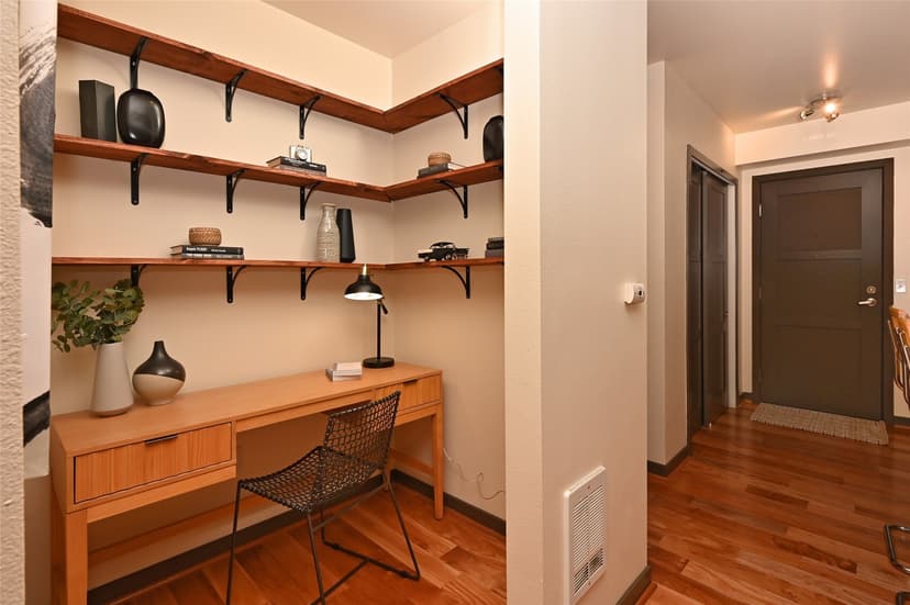 Property photo for 413 NE 70th Street #210, Seattle photo 7