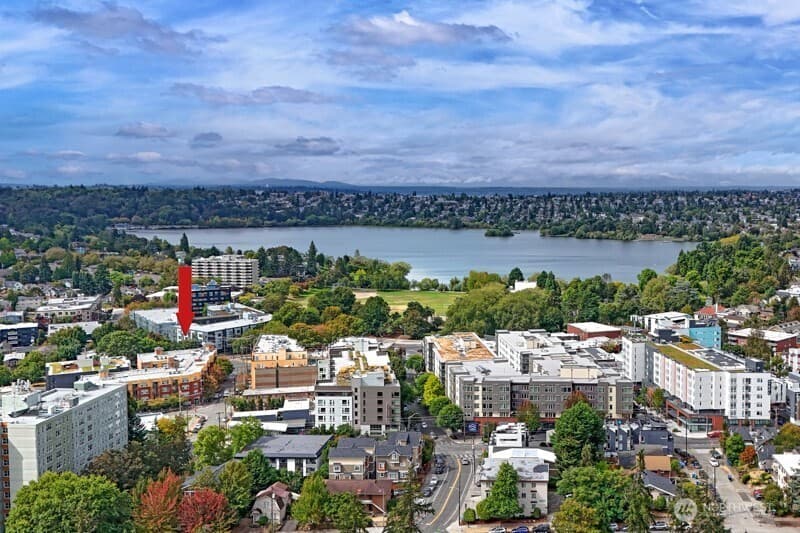 Property photo for 413 NE 70th Street #210, Seattle photo 10