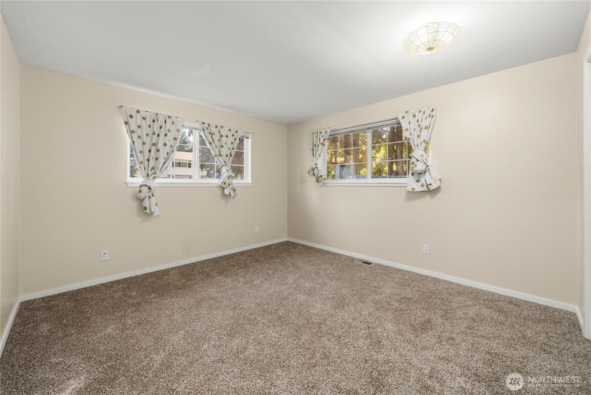 Property photo for 8629 108th Street SW, Lakewood photo 20