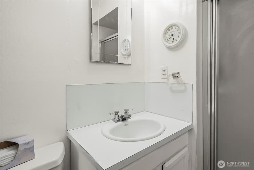 Property photo for 8629 108th Street SW, Lakewood photo 17