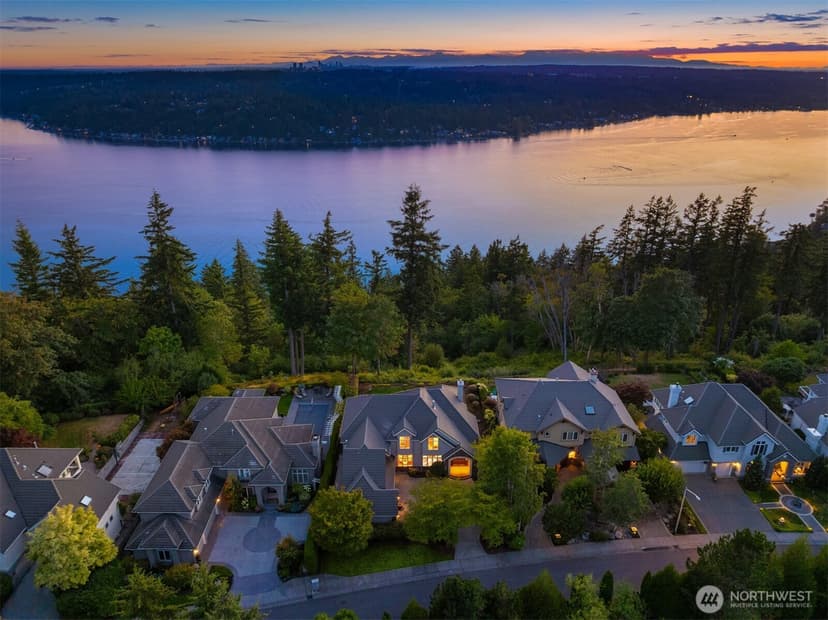 Property photo for 2451 204th Terrace NE, Sammamish photo 40
