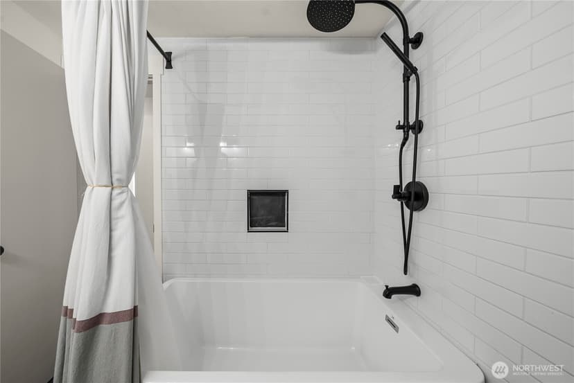 Property photo for 9628 S 214th Street, Kent photo 22