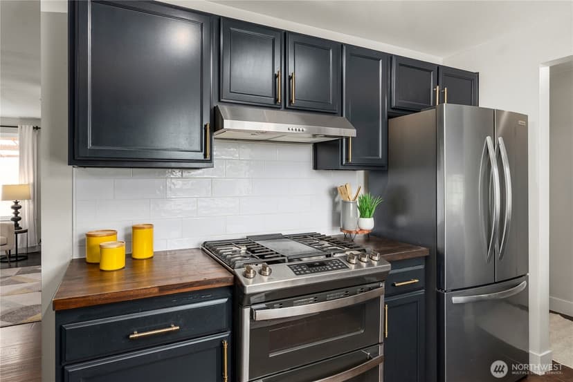 Property photo for 9628 S 214th Street, Kent photo 6