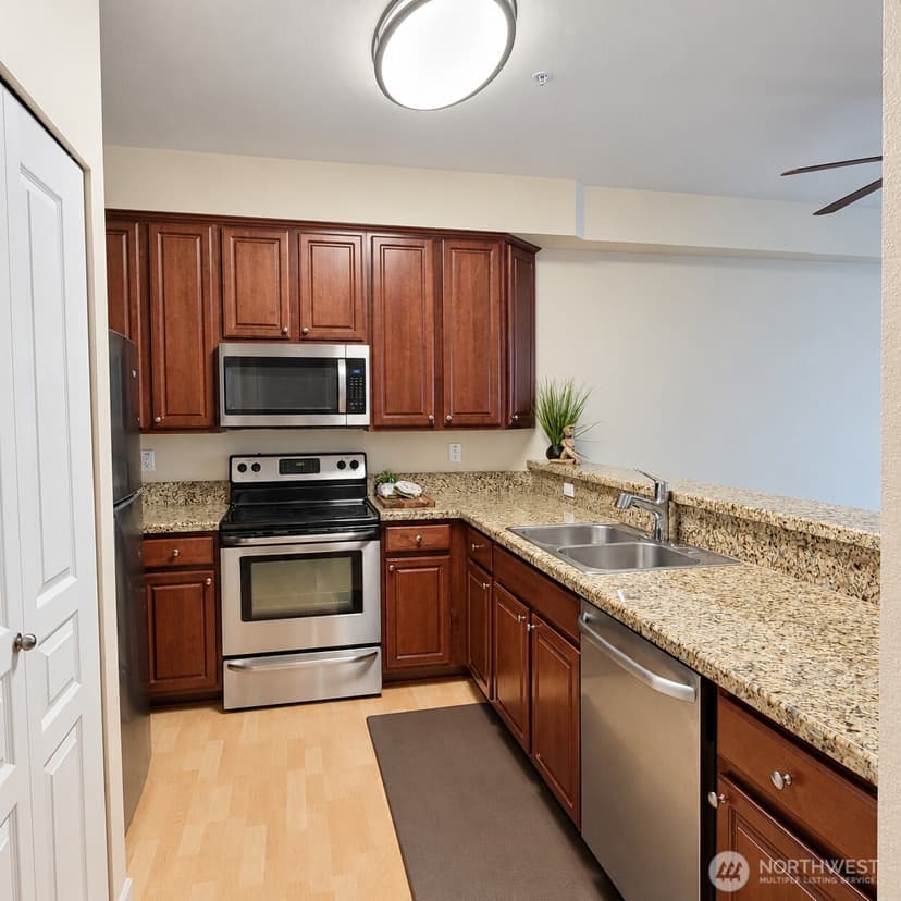 Property photo for 225 Logan Avenue S #106, Renton photo 5