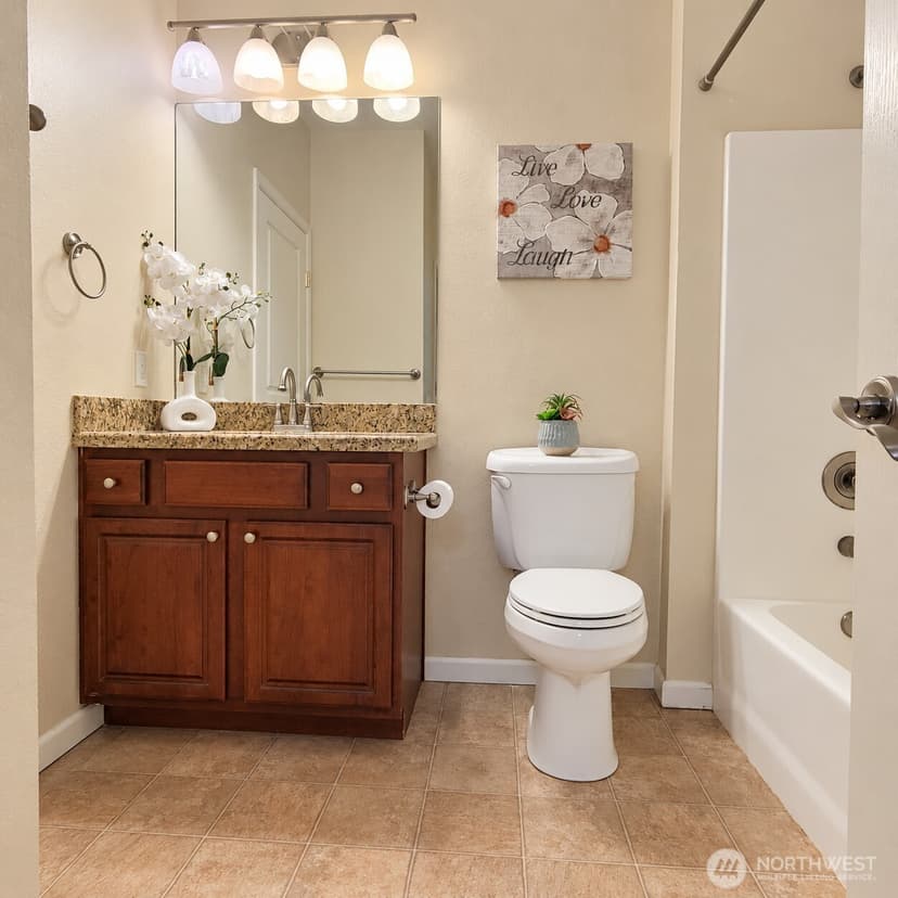 Property photo for 225 Logan Avenue S #106, Renton photo 11