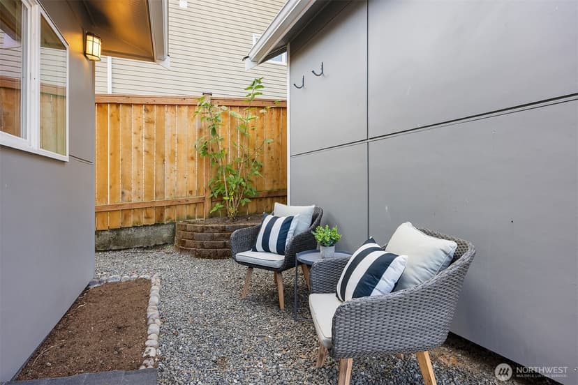 Property photo for 3431 Gilman Avenue W, Seattle photo 16