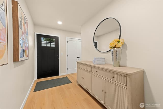Property photo for 935 NW 61st Street #B, Seattle photo 3