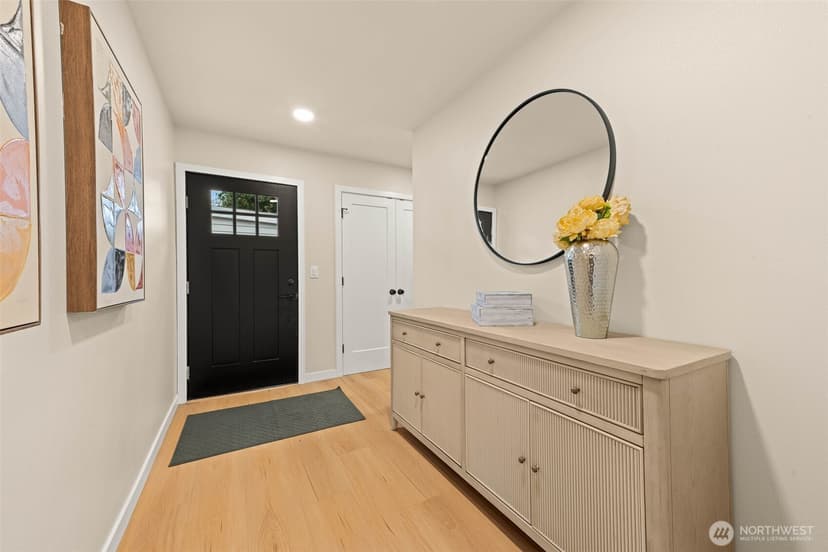 Property photo for 935 NW 61st Street #B, Seattle photo 3
