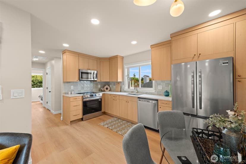 Property photo for 935 NW 61st Street #B, Seattle photo 8