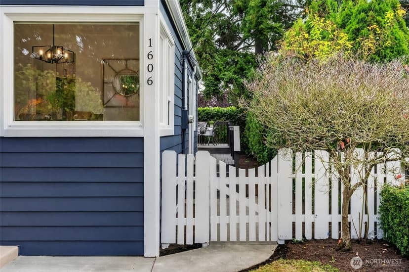 Property photo for 1606 42nd Avenue SW, Seattle photo 25
