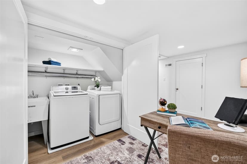 Property photo for 1606 42nd Avenue SW, Seattle photo 19