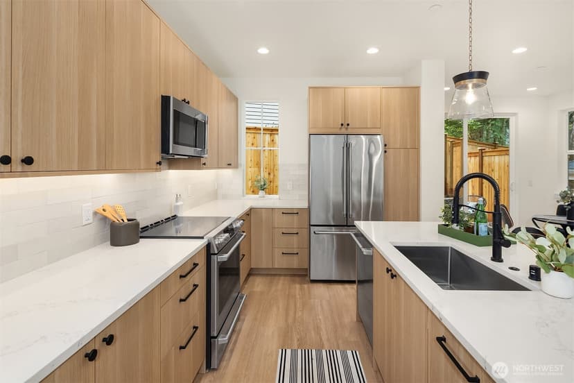 Property photo for 11814 NE 103rd Place, Seattle photo 19