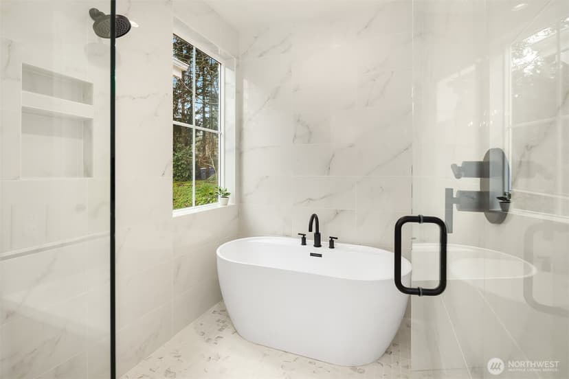 Property photo for 11814 NE 103rd Place, Seattle photo 23