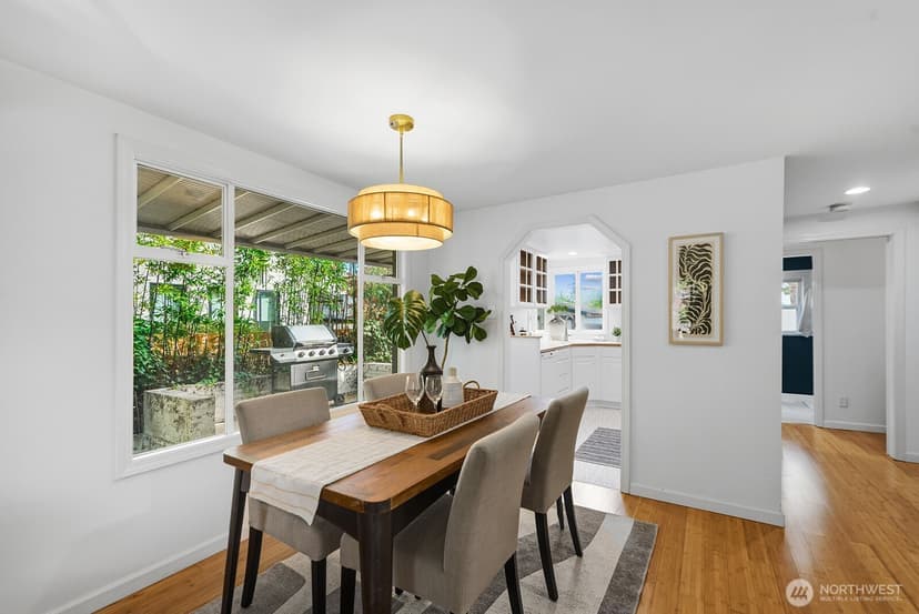 Property photo for 4107 SW Southern Street, Seattle photo 10