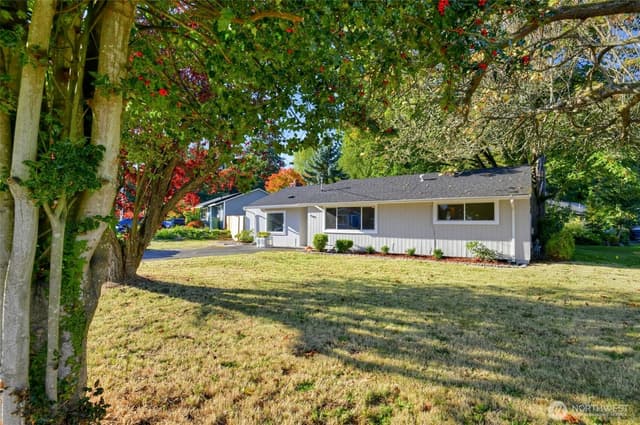 Property photo for 4801 224th Street SW, Mountlake Terrace photo 2