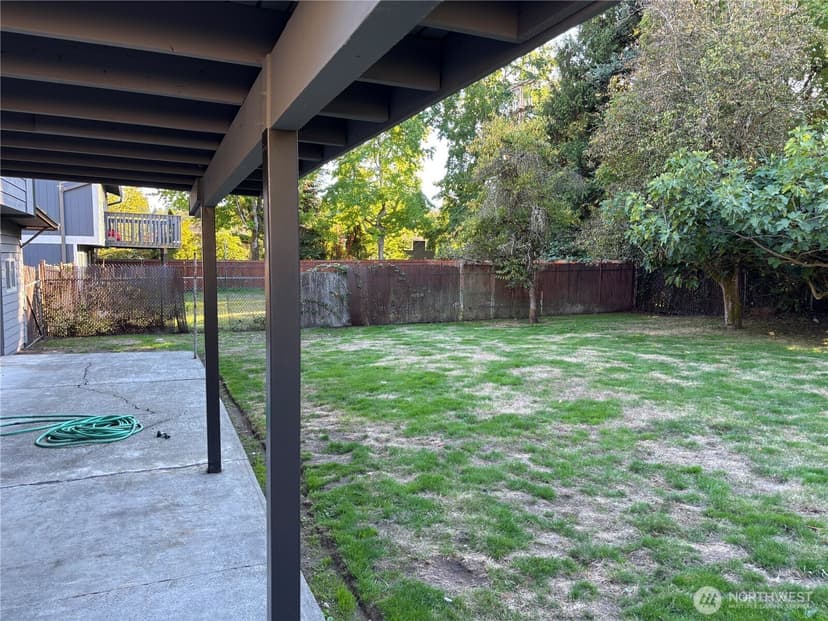 Property photo for 15509 Meridian Avenue N, Shoreline photo 37