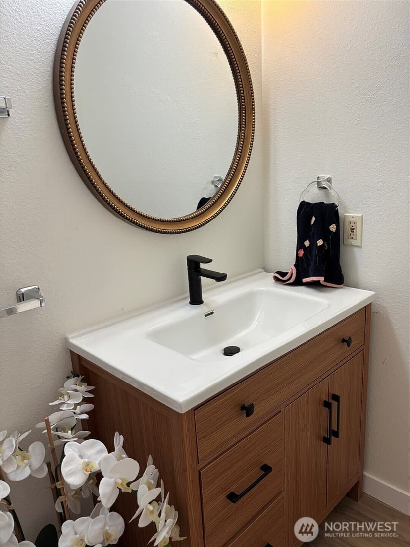Property photo for 15509 Meridian Avenue N, Shoreline photo 19