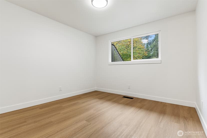 Property photo for 7420 181st Place SW, Edmonds photo 21