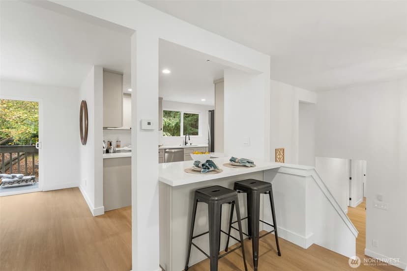 Property photo for 7420 181st Place SW, Edmonds photo 11