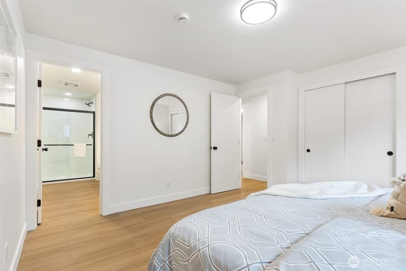 Property photo for 7420 181st Place SW, Edmonds photo 18