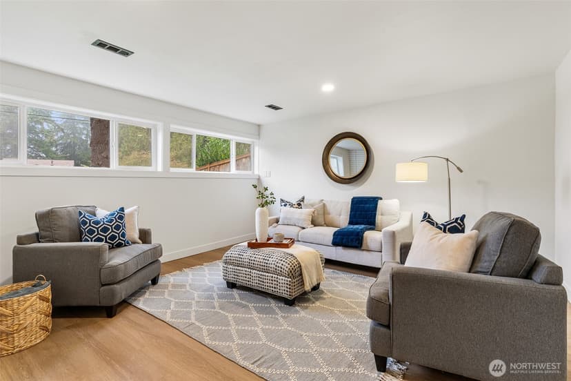 Property photo for 7420 181st Place SW, Edmonds photo 15