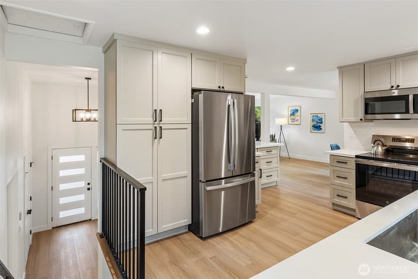 Property photo for 7420 181st Place SW, Edmonds photo 13