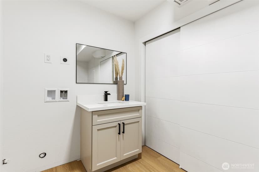 Property photo for 7420 181st Place SW, Edmonds photo 26