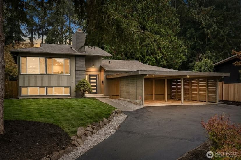 Property photo for 7420 181st Place SW, Edmonds photo 2