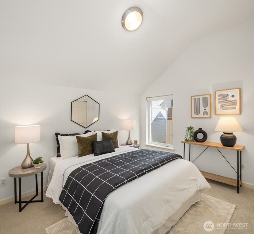 Property photo for 8521 Interlake Avenue N #B, Seattle photo 17