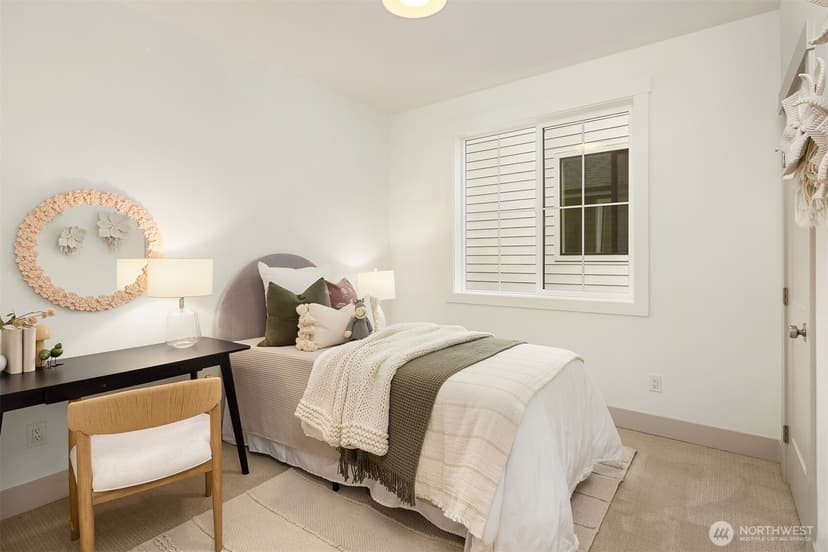 Property photo for 13131 NE 87th Lane, Kirkland photo 15