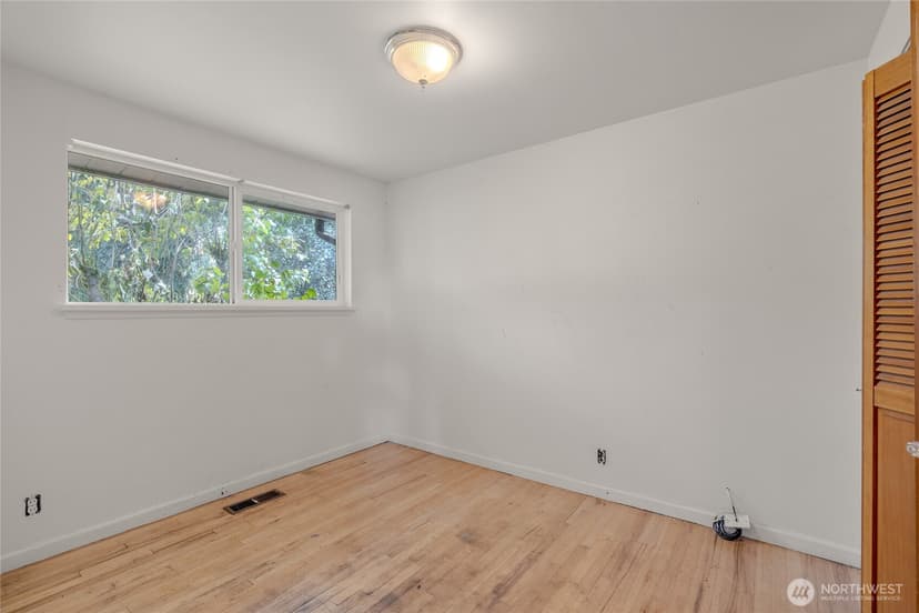 Property photo for 1211 N 173rd Street, Shoreline photo 13