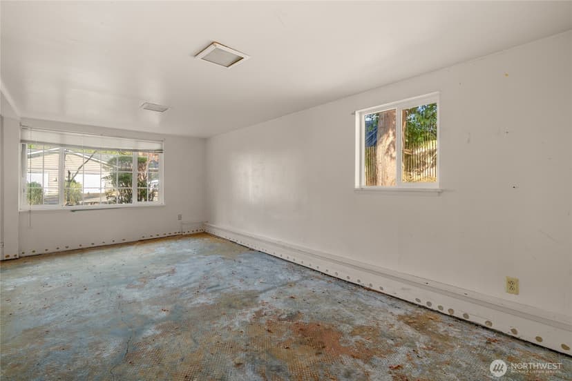 Property photo for 1211 N 173rd Street, Shoreline photo 11