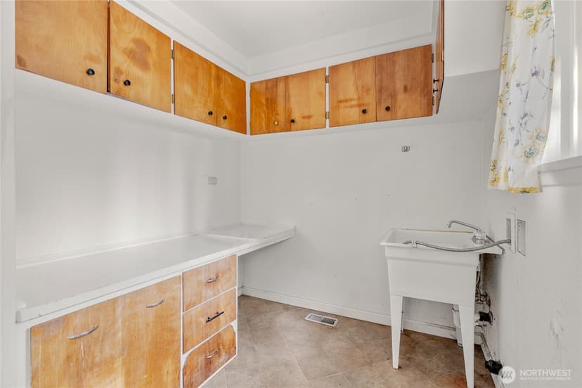 Property photo for 1211 N 173rd Street, Shoreline photo 15