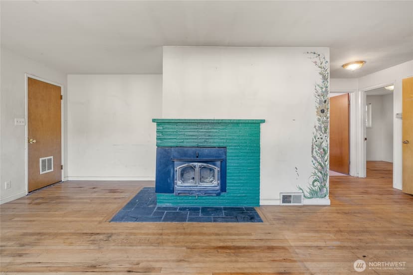 Property photo for 1211 N 173rd Street, Shoreline photo 4
