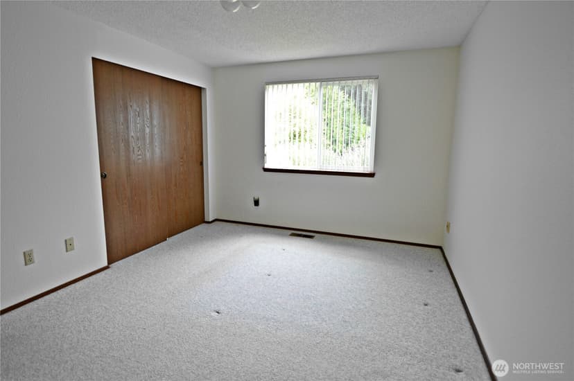 Property photo for 9925 61st Avenue E, Puyallup photo 10
