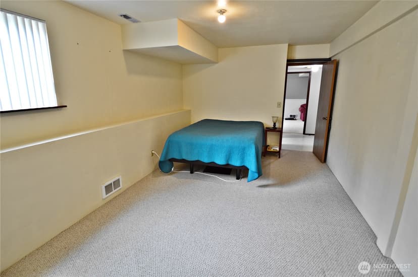 Property photo for 9925 61st Avenue E, Puyallup photo 18