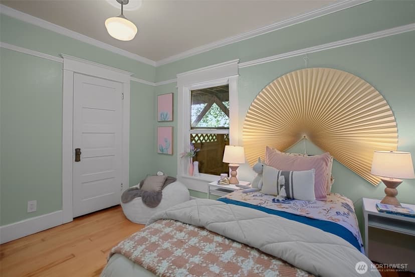 Property photo for 2106 Fairmount Avenue SW, Seattle photo 24