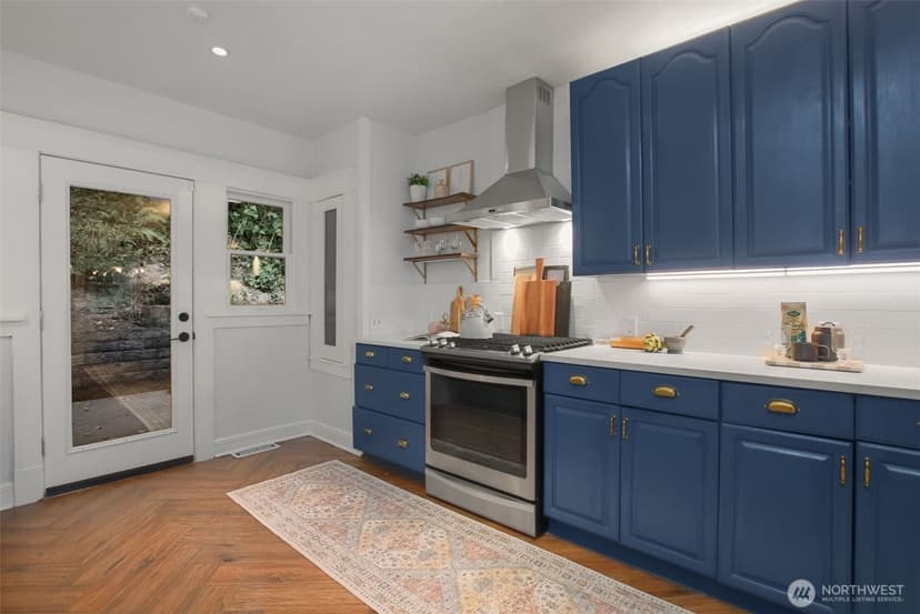 Property photo for 2106 Fairmount Avenue SW, Seattle photo 12