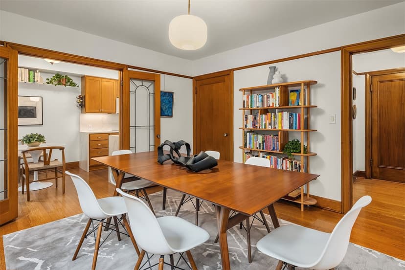 Property photo for 200 17th Avenue E #204, Seattle photo 8