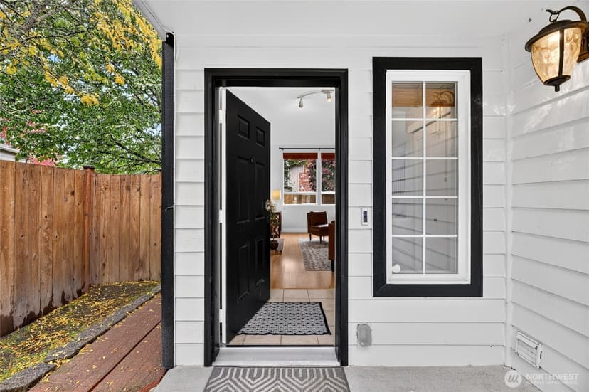 Property photo for 1930 W Cypress Way #A, Lynnwood photo 4