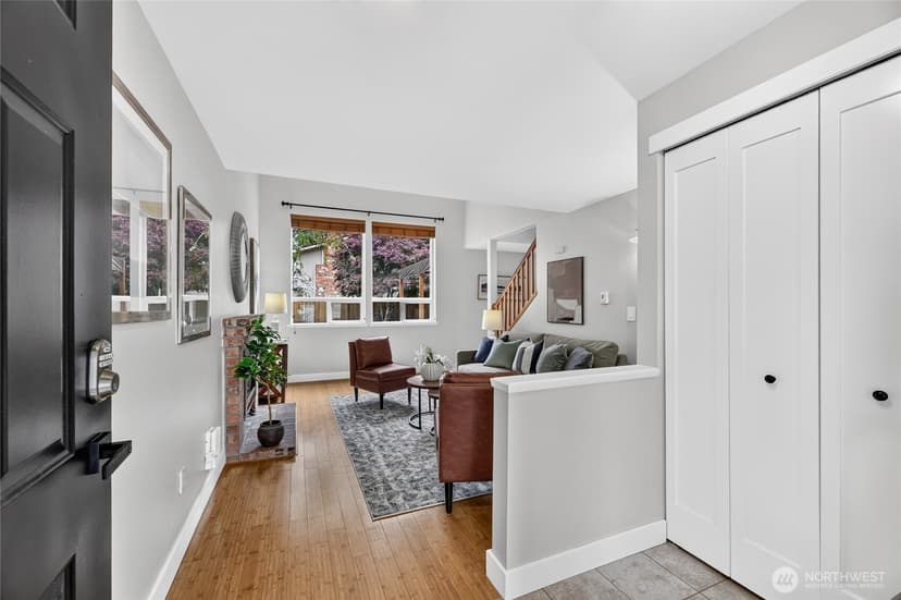 Property photo for 1930 W Cypress Way #A, Lynnwood photo 5
