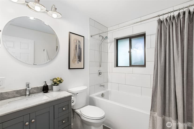 Property photo for 13403 SE 208th Street, Kent photo 23