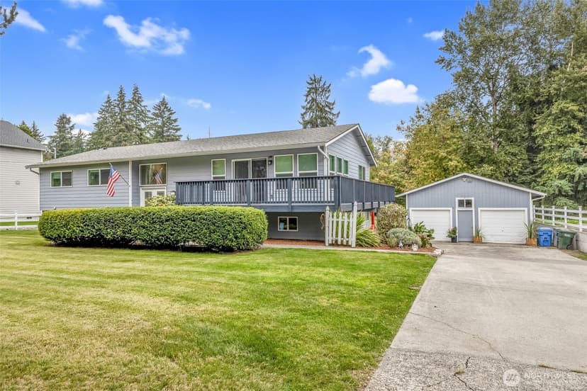 Property photo for 3027 108th Avenue E, Edgewood photo 2