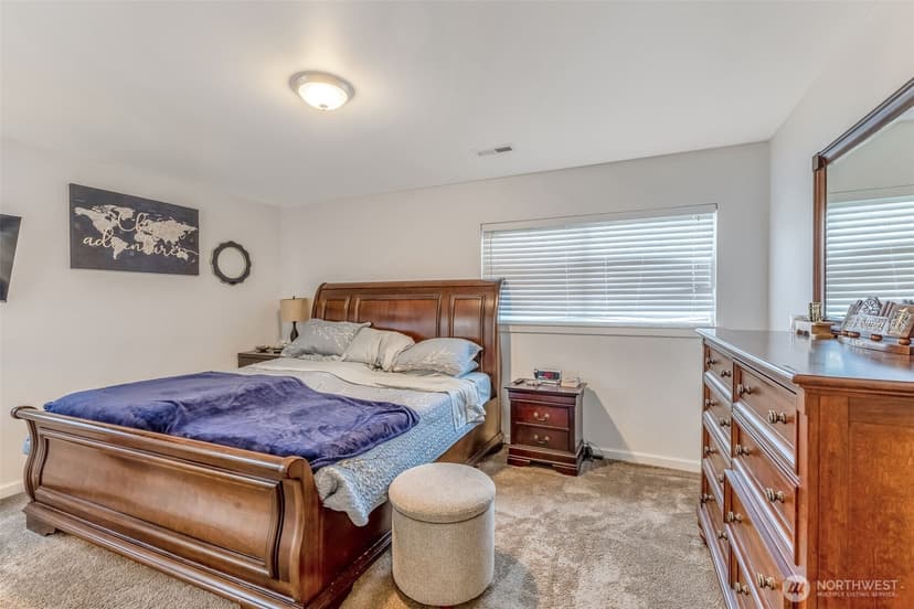 Property photo for 3027 108th Avenue E, Edgewood photo 17