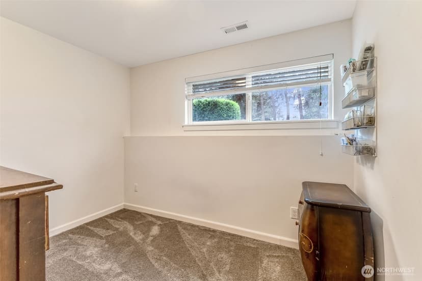Property photo for 3027 108th Avenue E, Edgewood photo 21