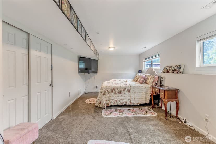 Property photo for 3027 108th Avenue E, Edgewood photo 24