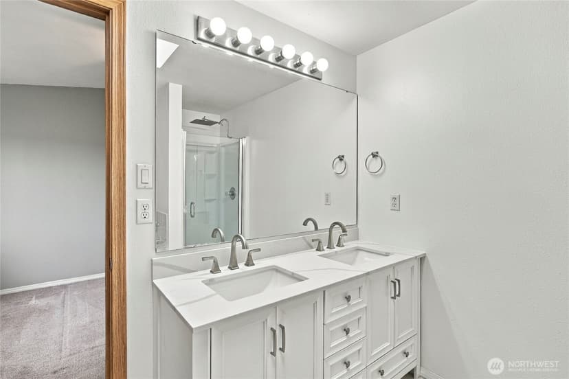 Property photo for 8325 186th Street Ct E, Puyallup photo 15