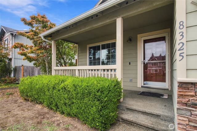 Property photo for 8325 186th Street Ct E, Puyallup photo 3